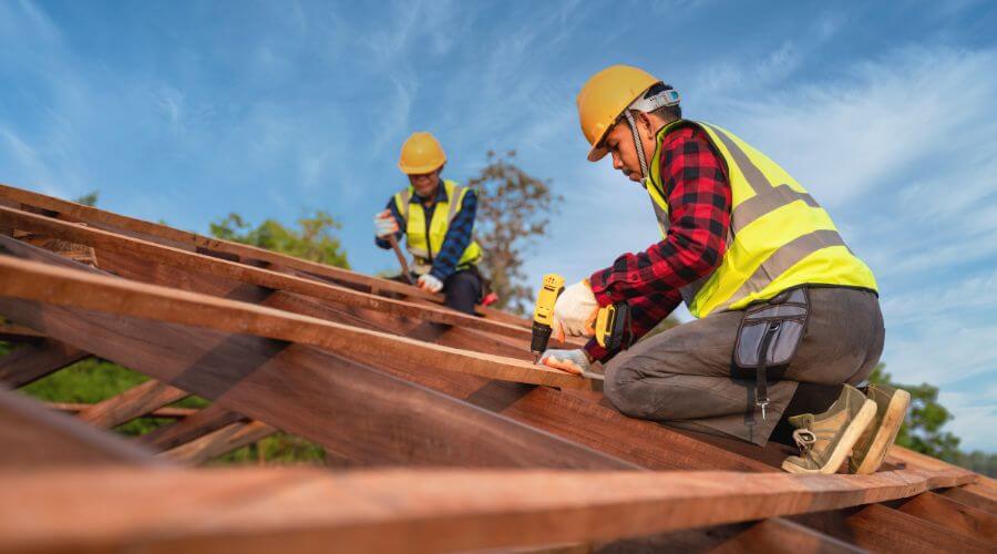 Professional Flat Roofing Installation services in Glendo, WY